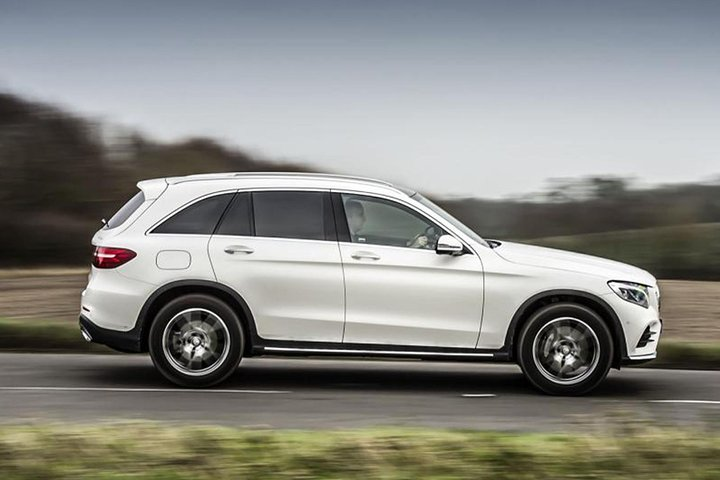 VIP Cape Town Private Guided Tour in Premium Luxury Vehicle - Photo 1 of 9